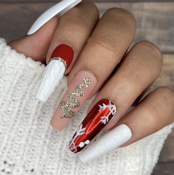 gold christmas tree nails